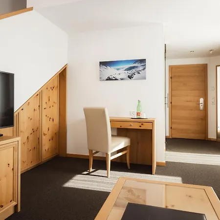 Lasinga Otel