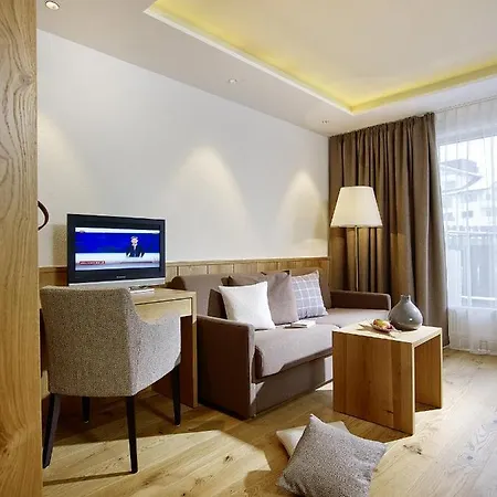 Hotel Lasinga 4*